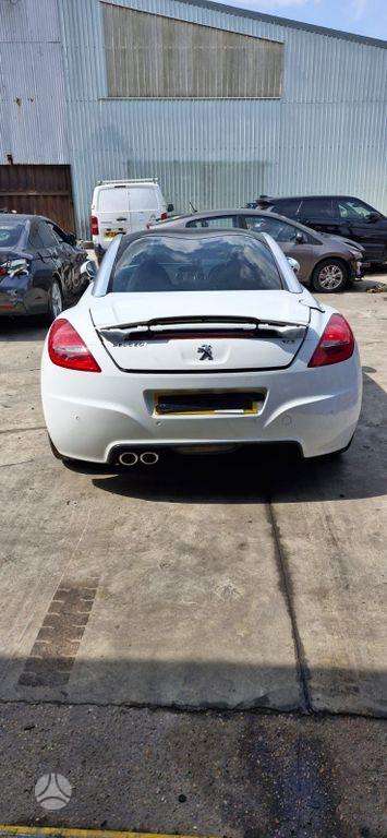 Peugeot RCZ