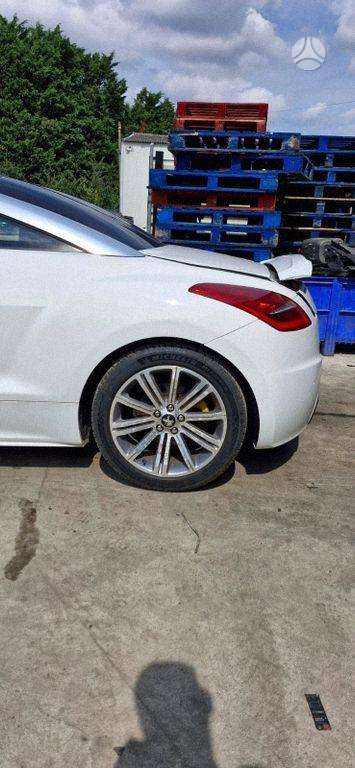 Peugeot RCZ
