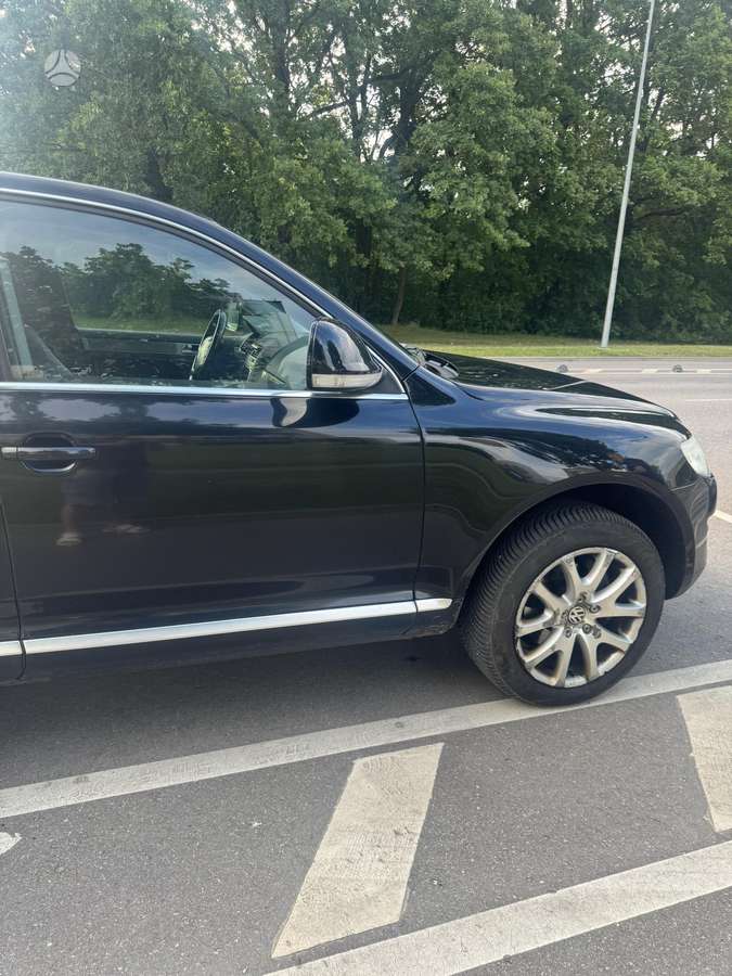 Volkswagen Touareg - 5