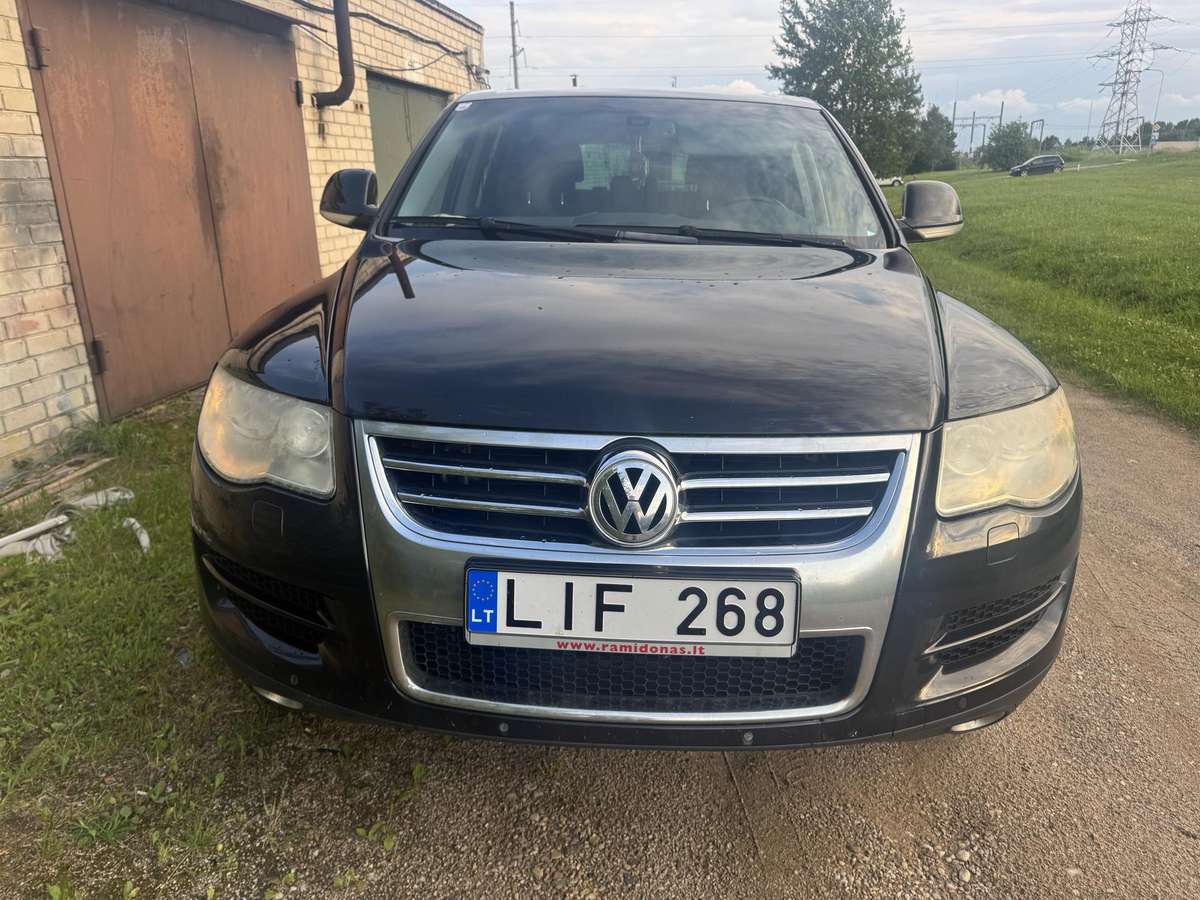 Volkswagen Touareg - 9