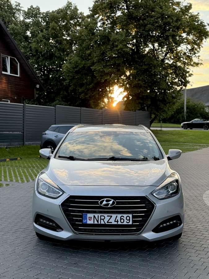 Hyundai i40, 1.7 l., Универсал