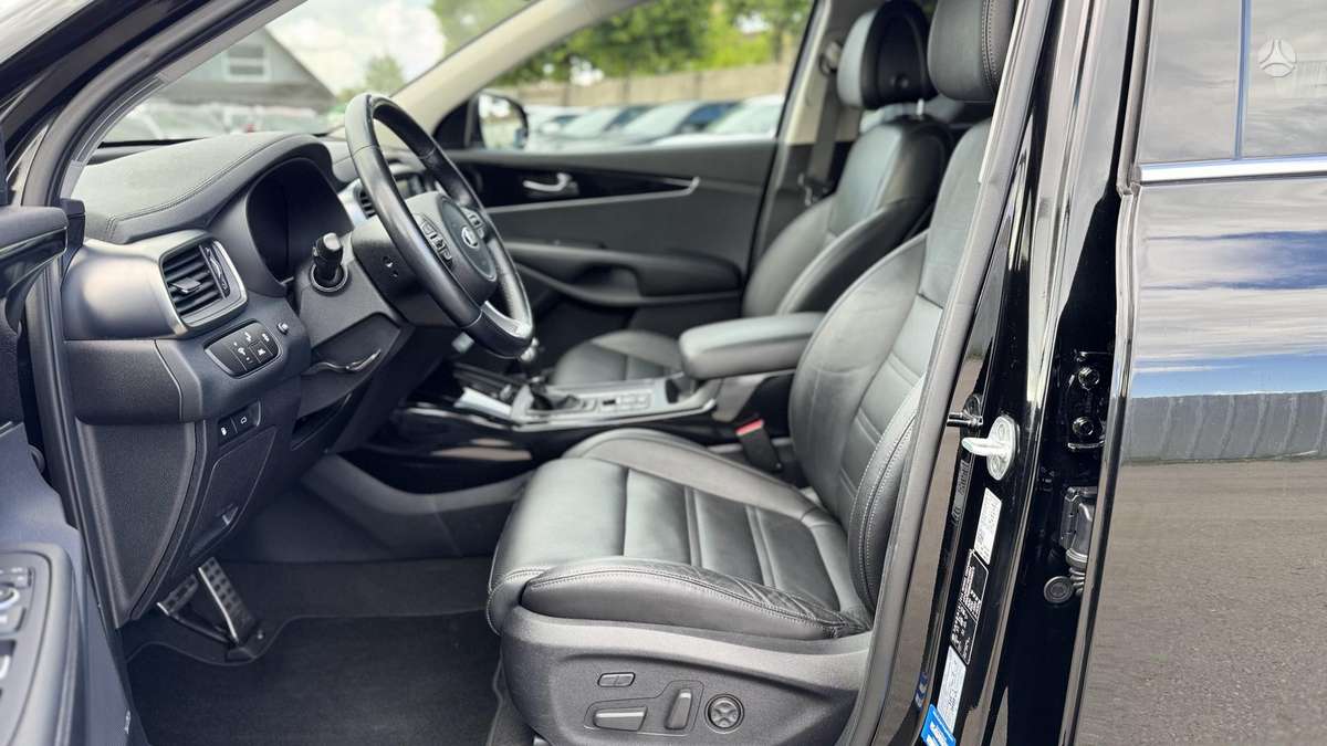 Kia Sorento, 2.2 l., Внедорожник / Кроссовер