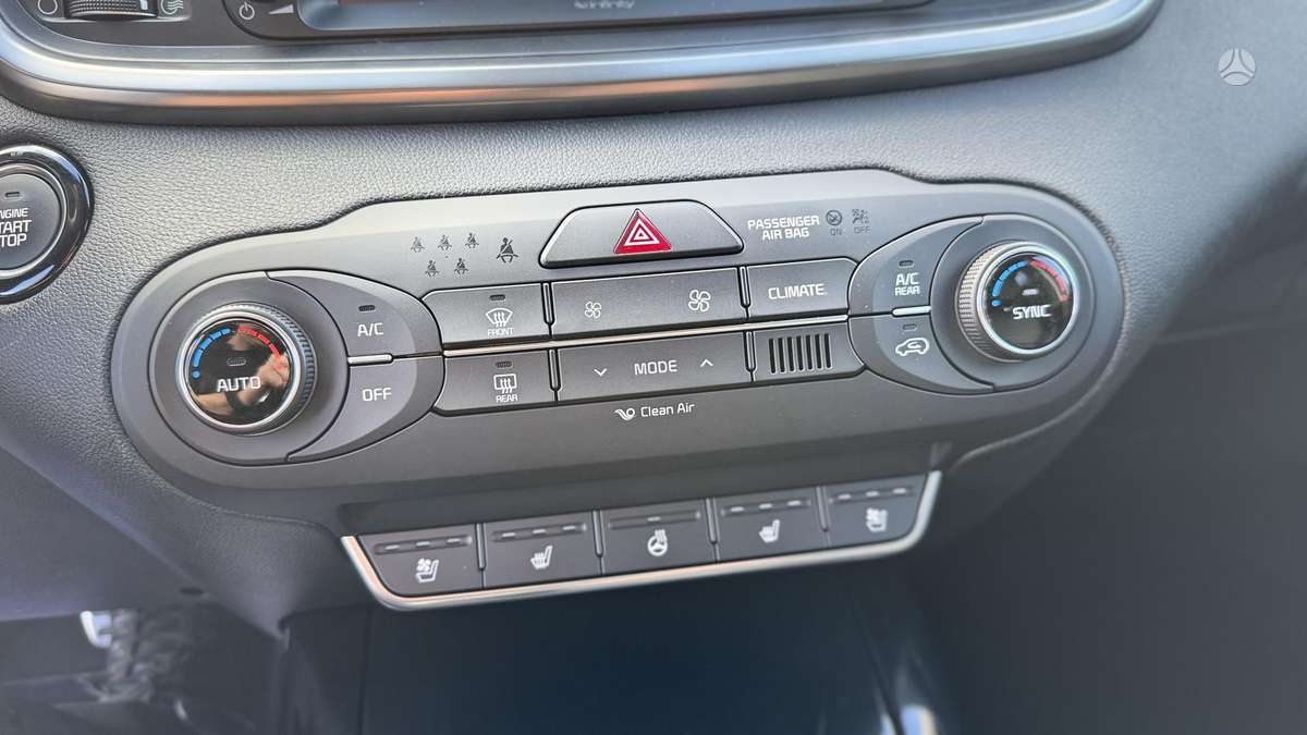 Kia Sorento, 2.2 l., off-road / crossover