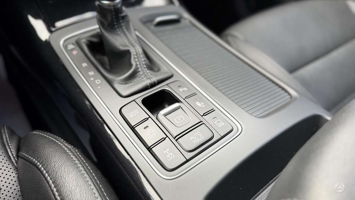 Kia Sorento, 2.2 l., Внедорожник / Кроссовер
