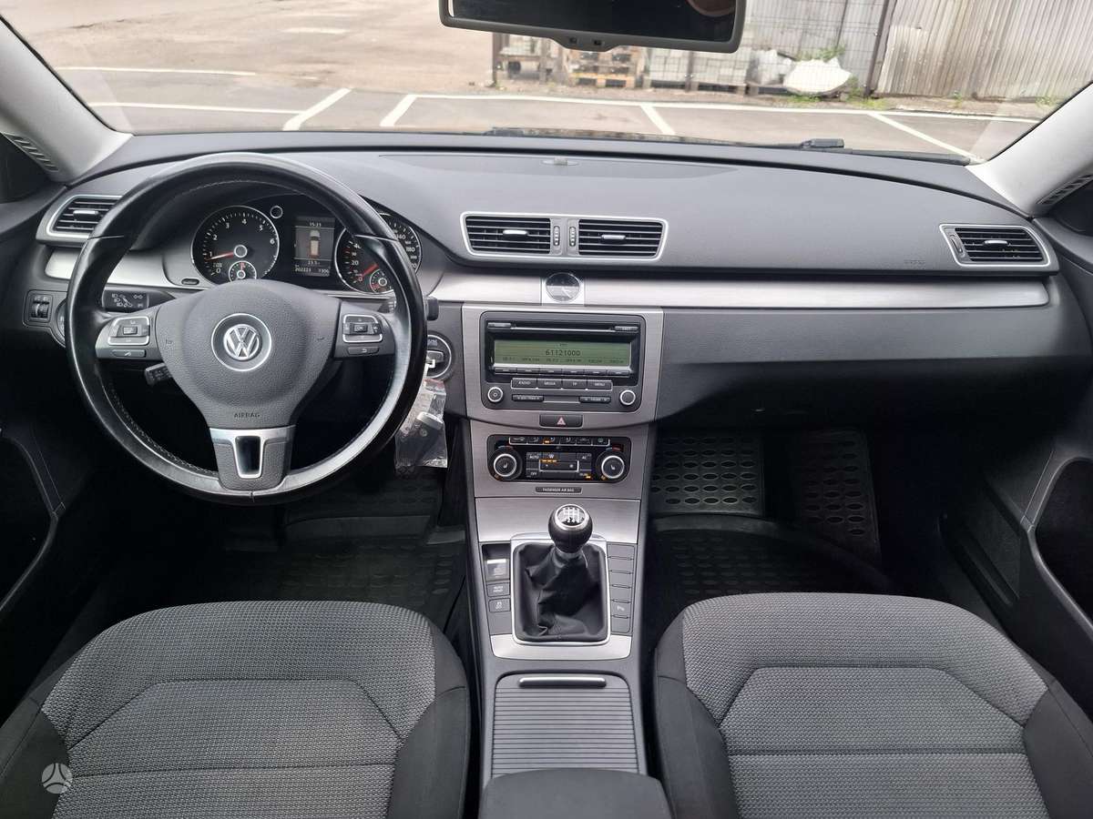 Volkswagen Passat, 1.8 l., Универсал