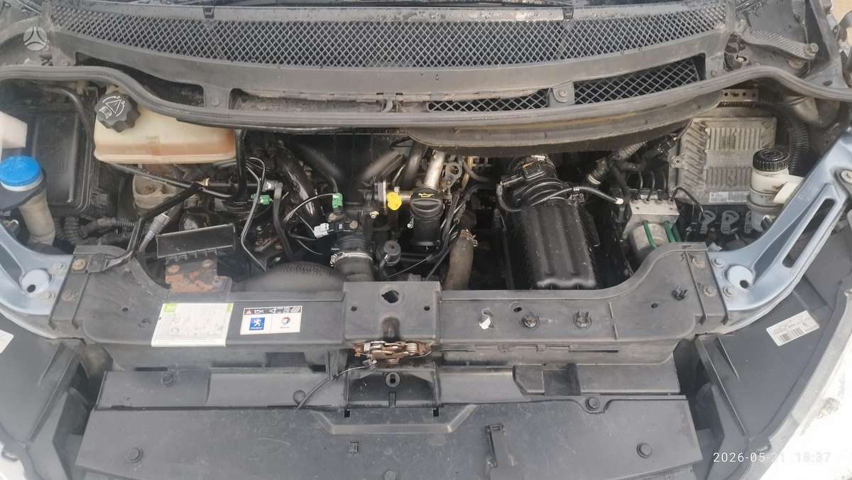 Peugeot 807 - 8