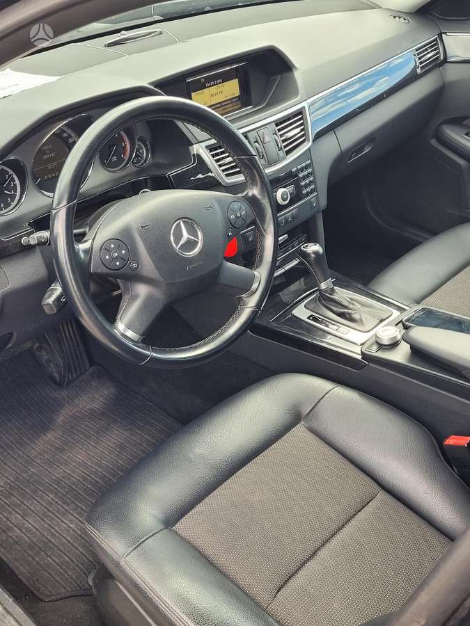 Mercedes-Benz E220, 2.1 l., Универсал