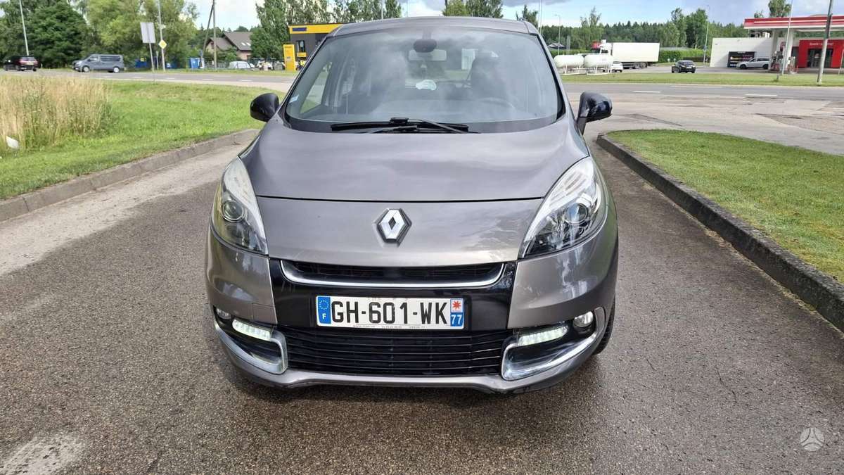Renault Scenic - 1