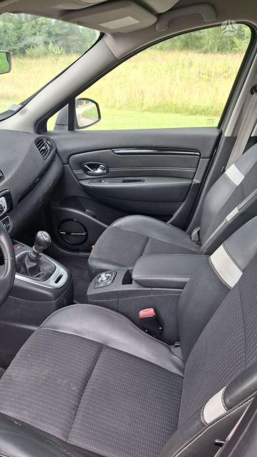 Renault Scenic, 1.2 l., Минивэн