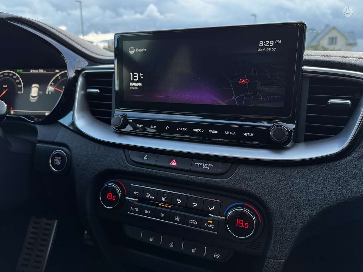 Kia XCeed, 1.6 l., Хэтчбек