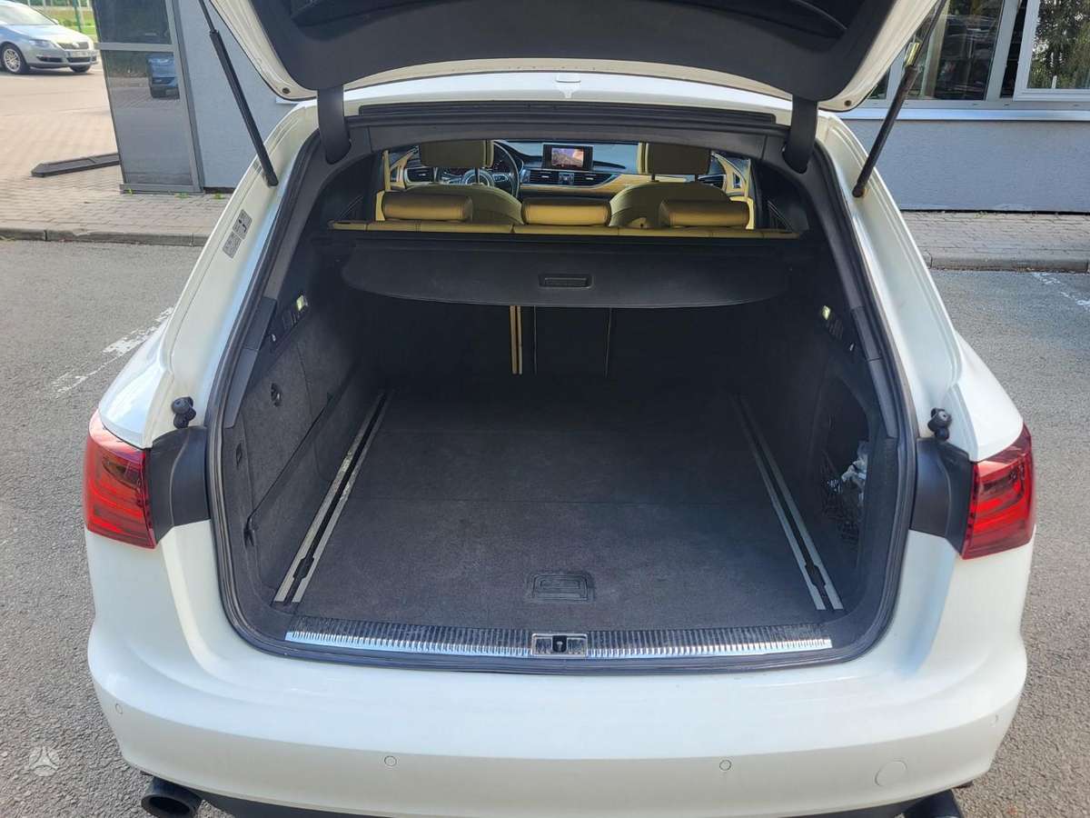 Audi A6, 3.0 l., universalas