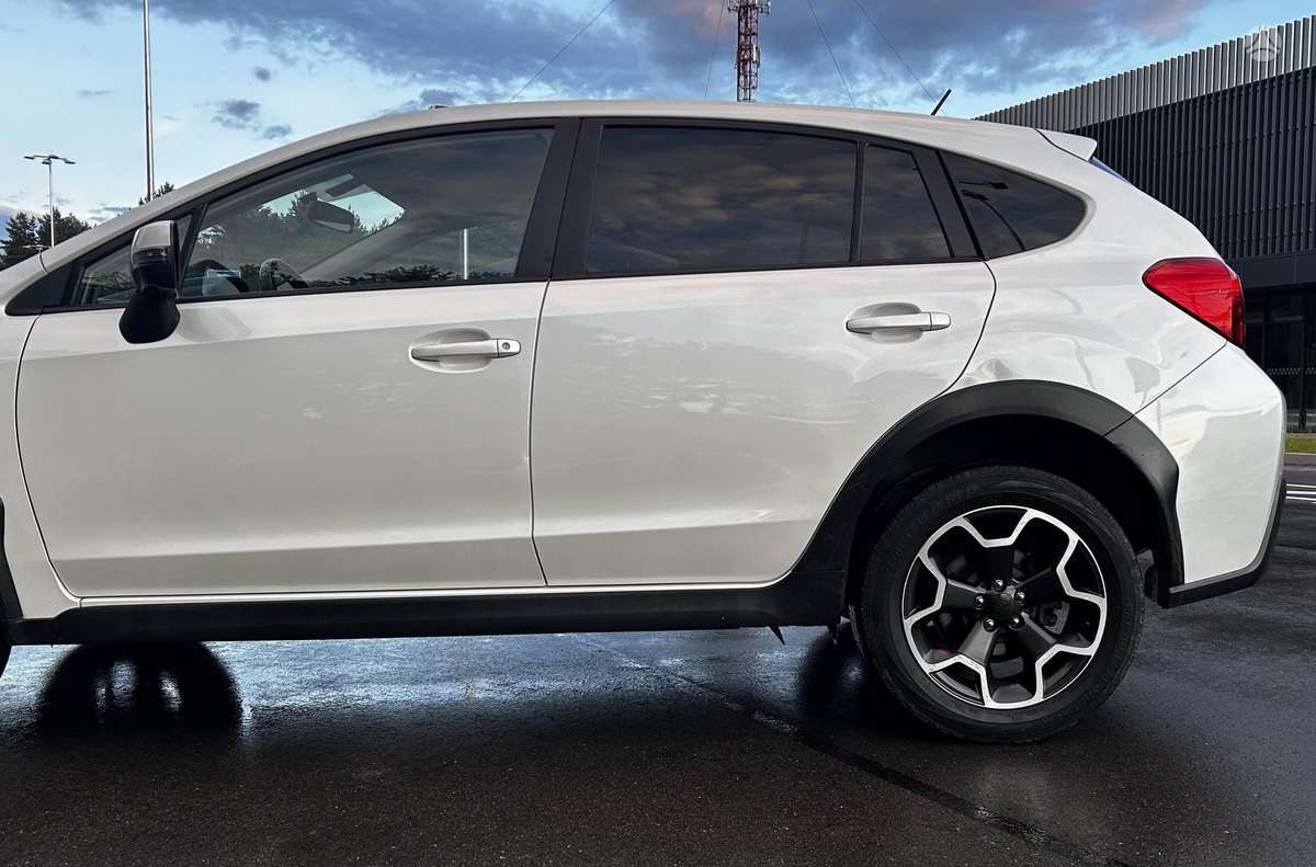 Subaru XV, 1.6 l., off-road / crossover