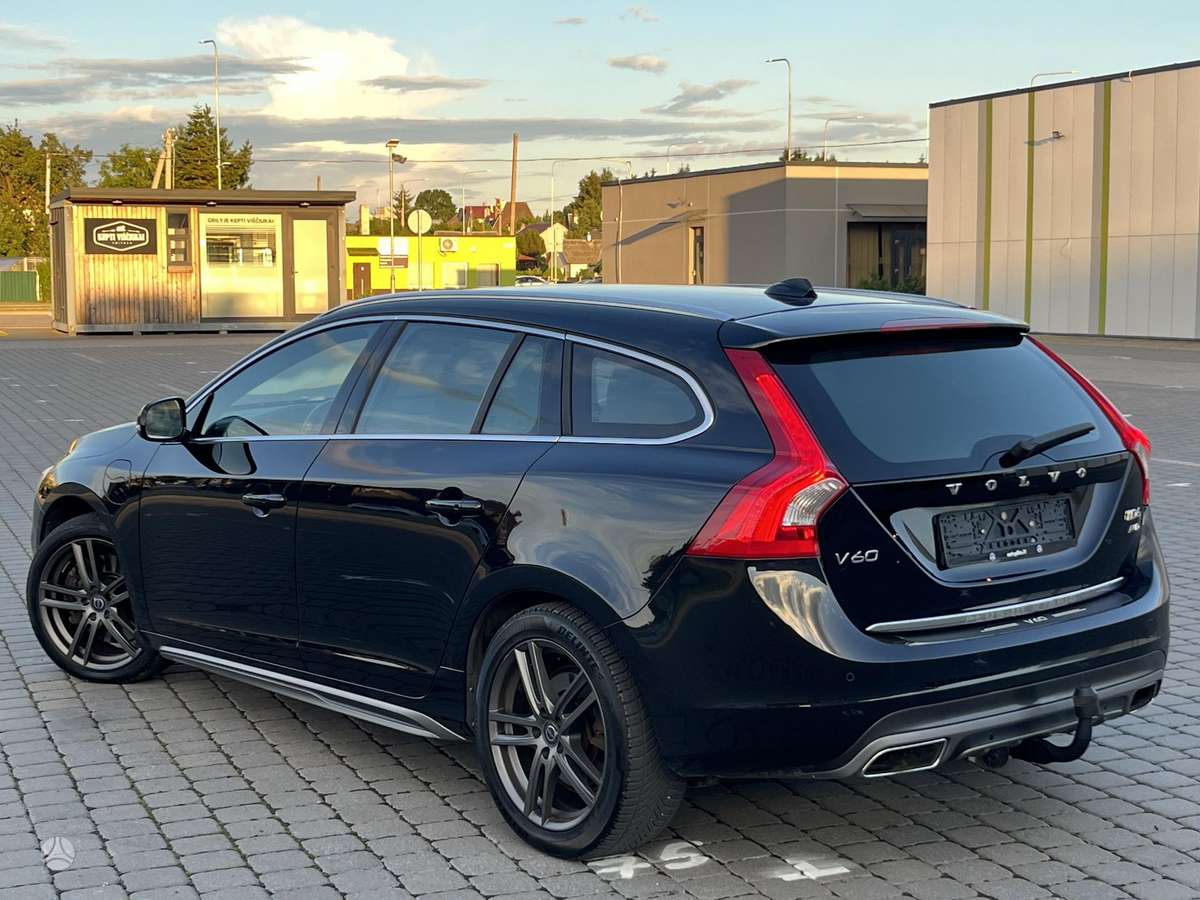 Volvo V60, 2.4 l., Универсал