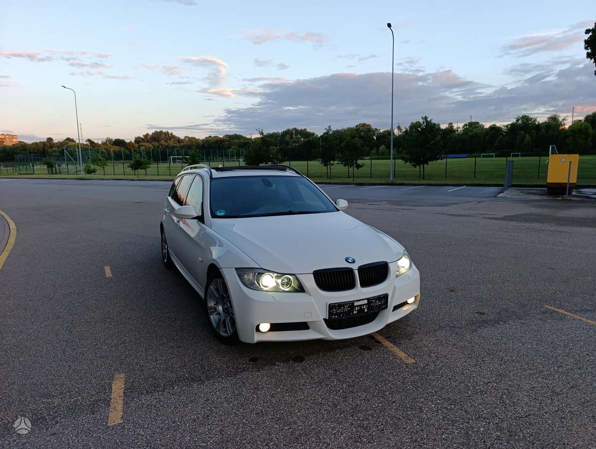 BMW 330, 3.0 l., Универсал