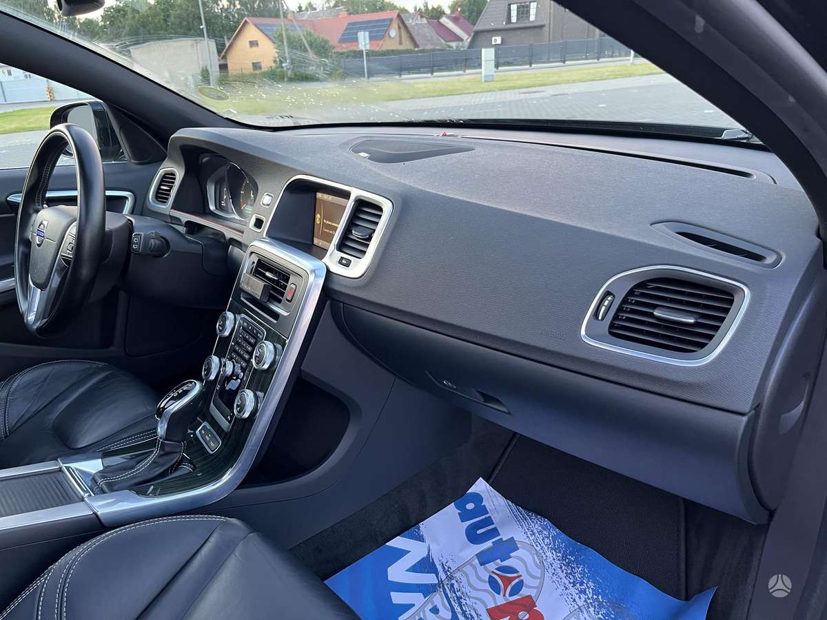 Volvo V60, 2.4 l., Универсал