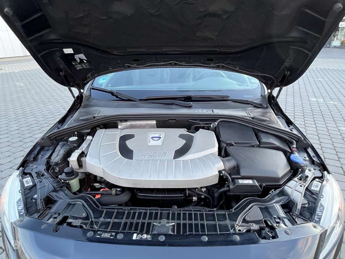 Volvo V60, 2.4 l., Универсал