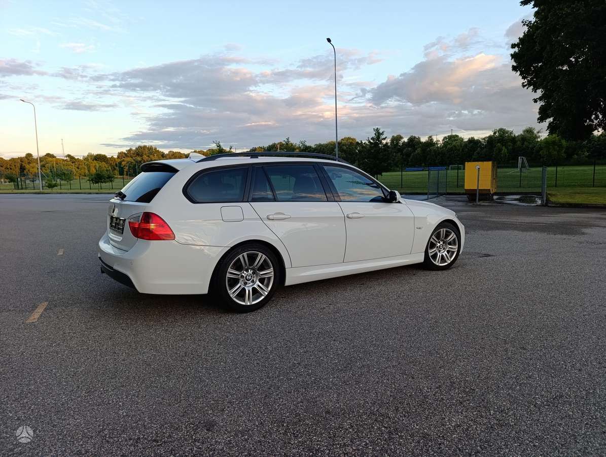 BMW 330, 3.0 l., Универсал