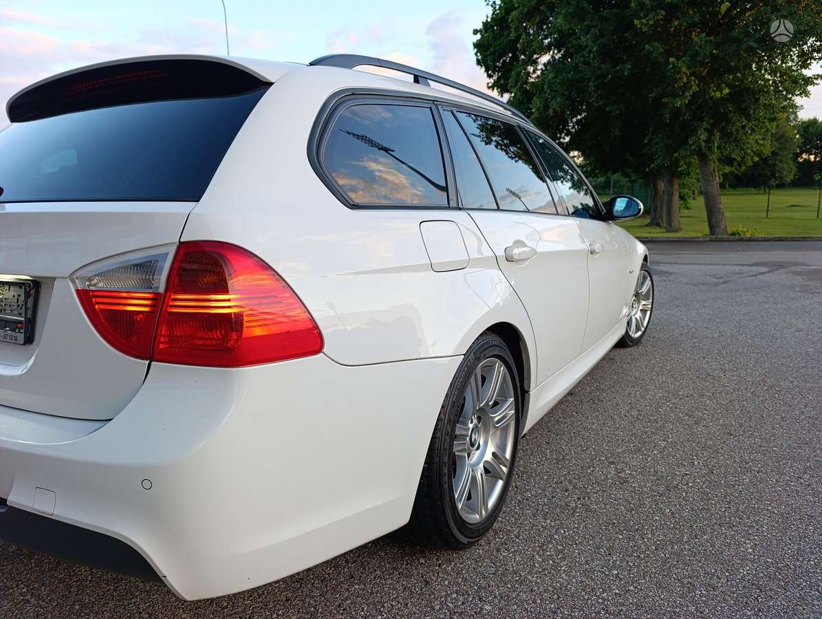BMW 330, 3.0 l., Универсал