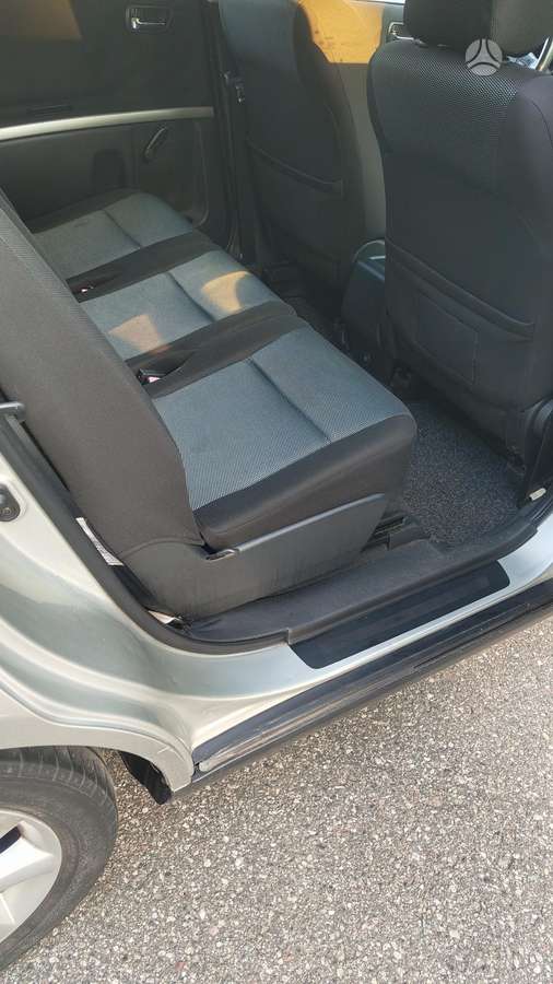 Toyota Corolla Verso - 11
