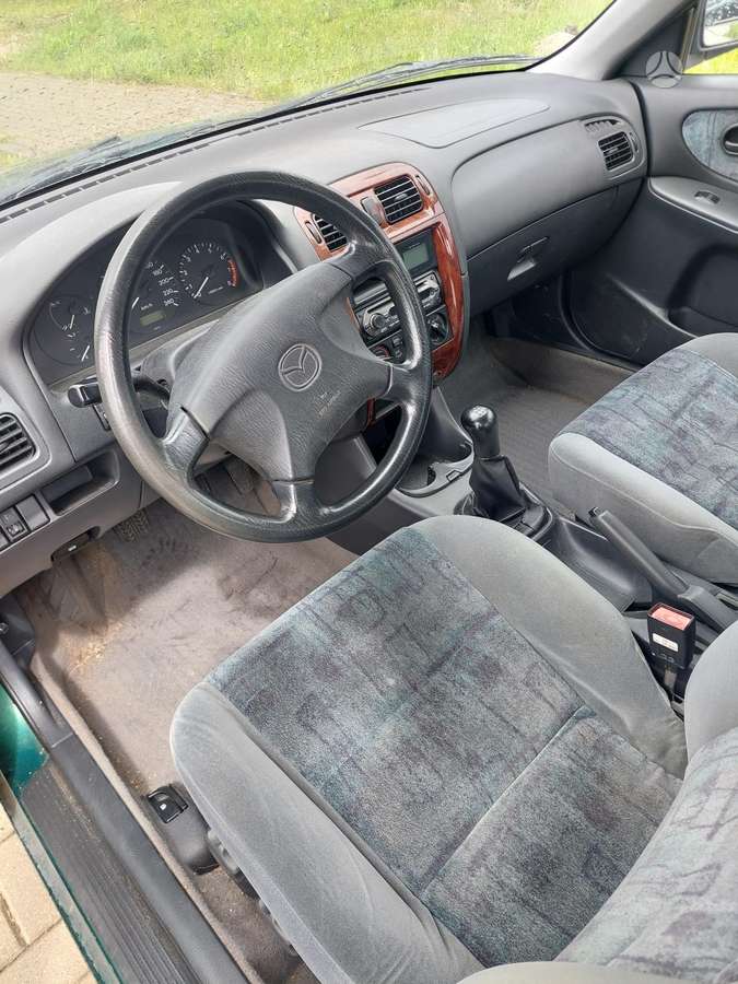Mazda 626, 2.0 l., Седан