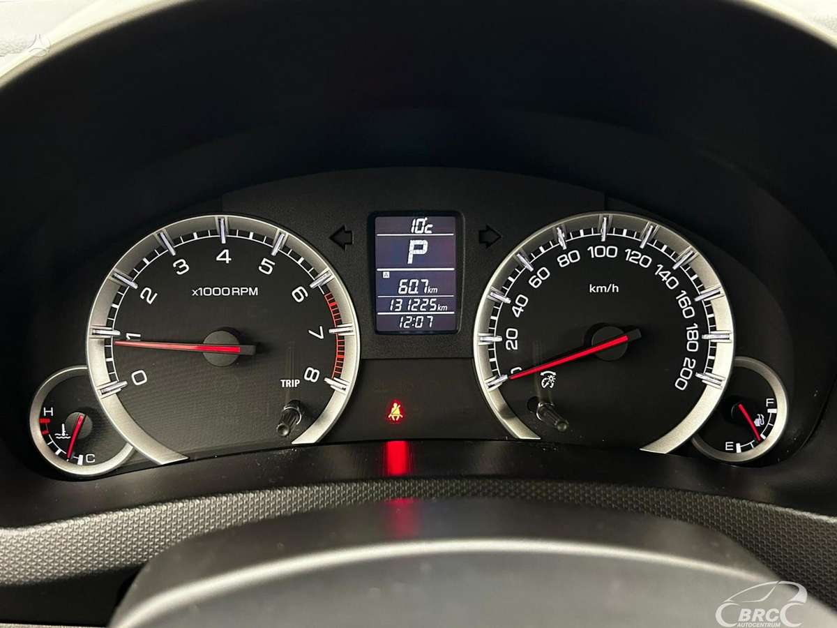 Suzuki Swift, 1.2 l., Хэтчбек