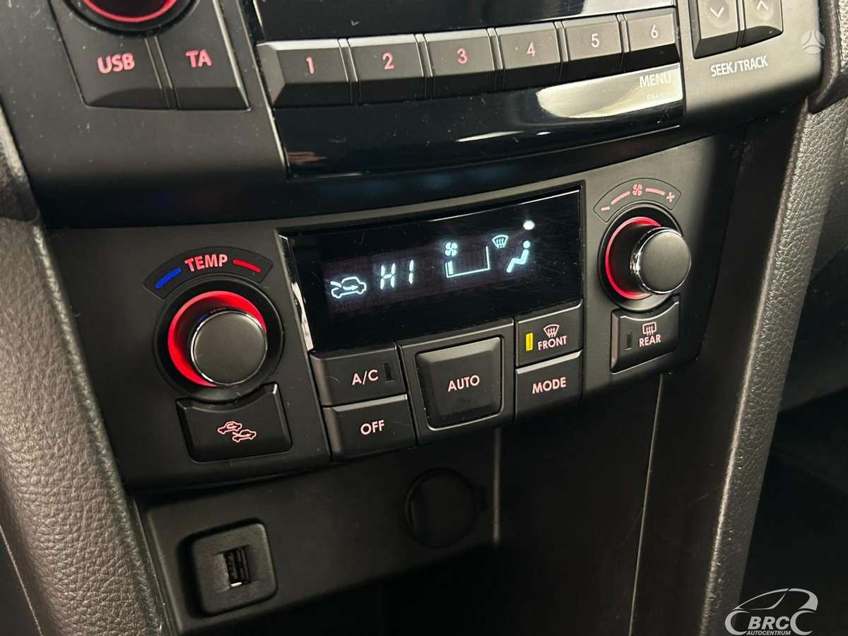 Suzuki Swift, 1.2 l., Хэтчбек