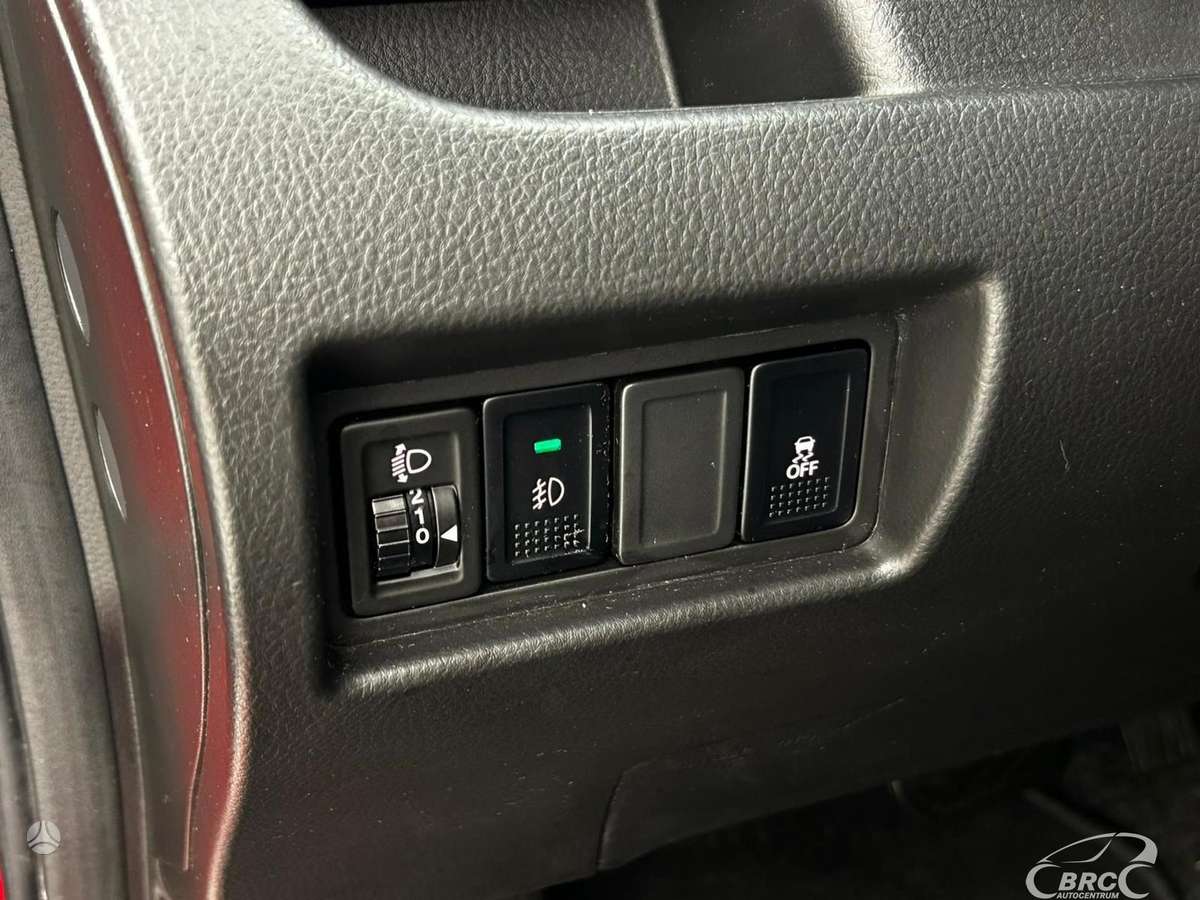 Suzuki Swift, 1.2 l., Хэтчбек
