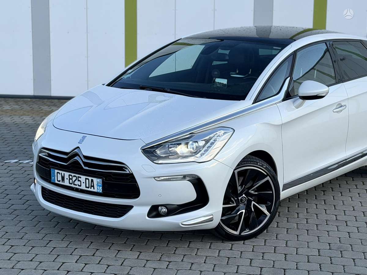 Citroen DS5, 2.0 l., Хэтчбек