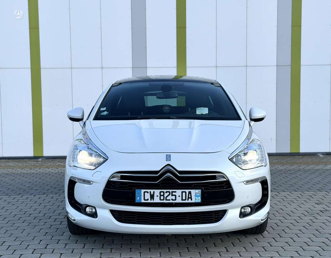 Citroen DS5, 2.0 l., Хэтчбек