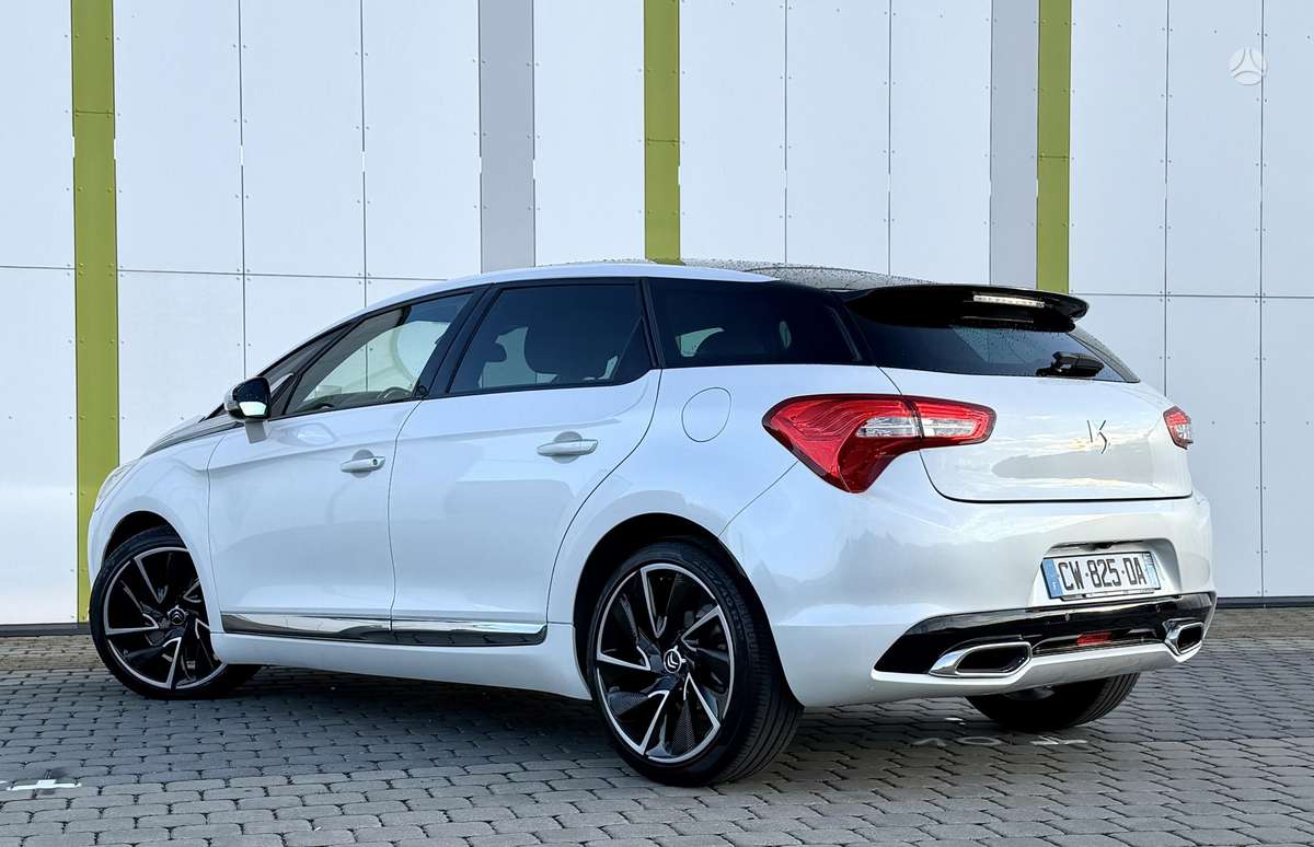 Citroen DS5, 2.0 l., Хэтчбек