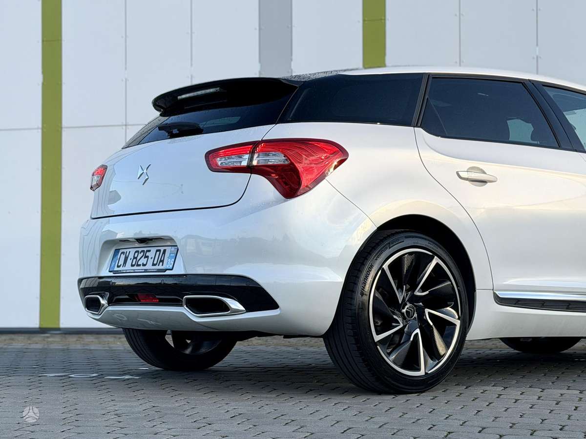 Citroen DS5, 2.0 l., Хэтчбек