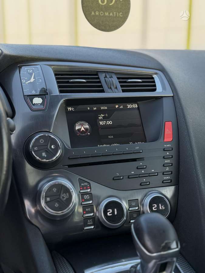 Citroen DS5, 2.0 l., Хэтчбек
