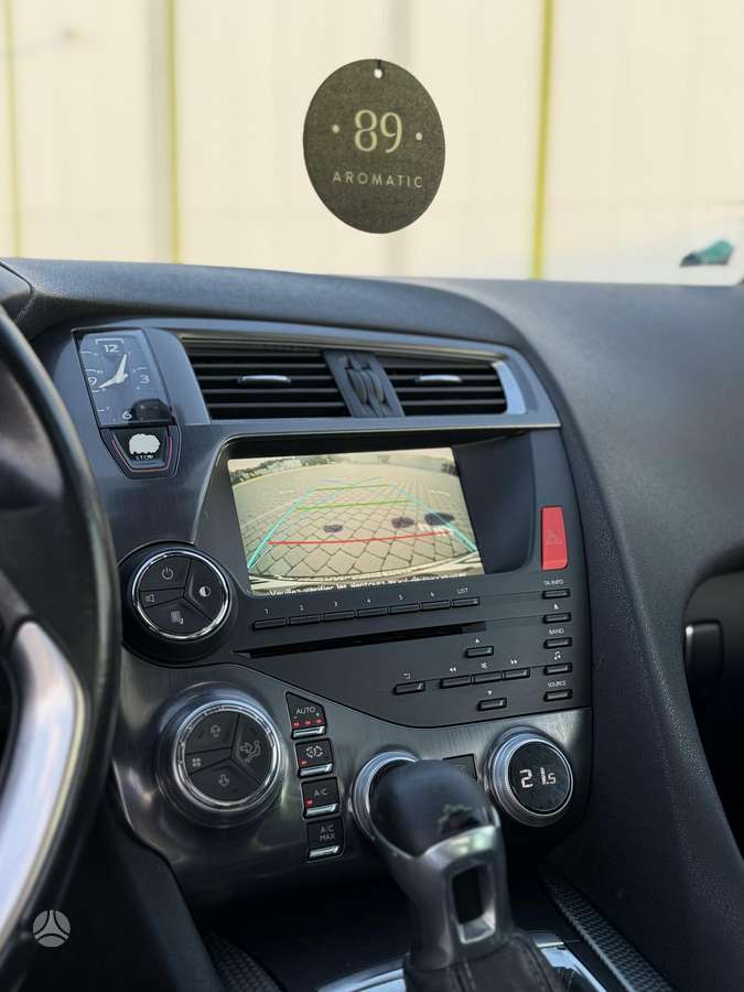 Citroen DS5, 2.0 l., Хэтчбек