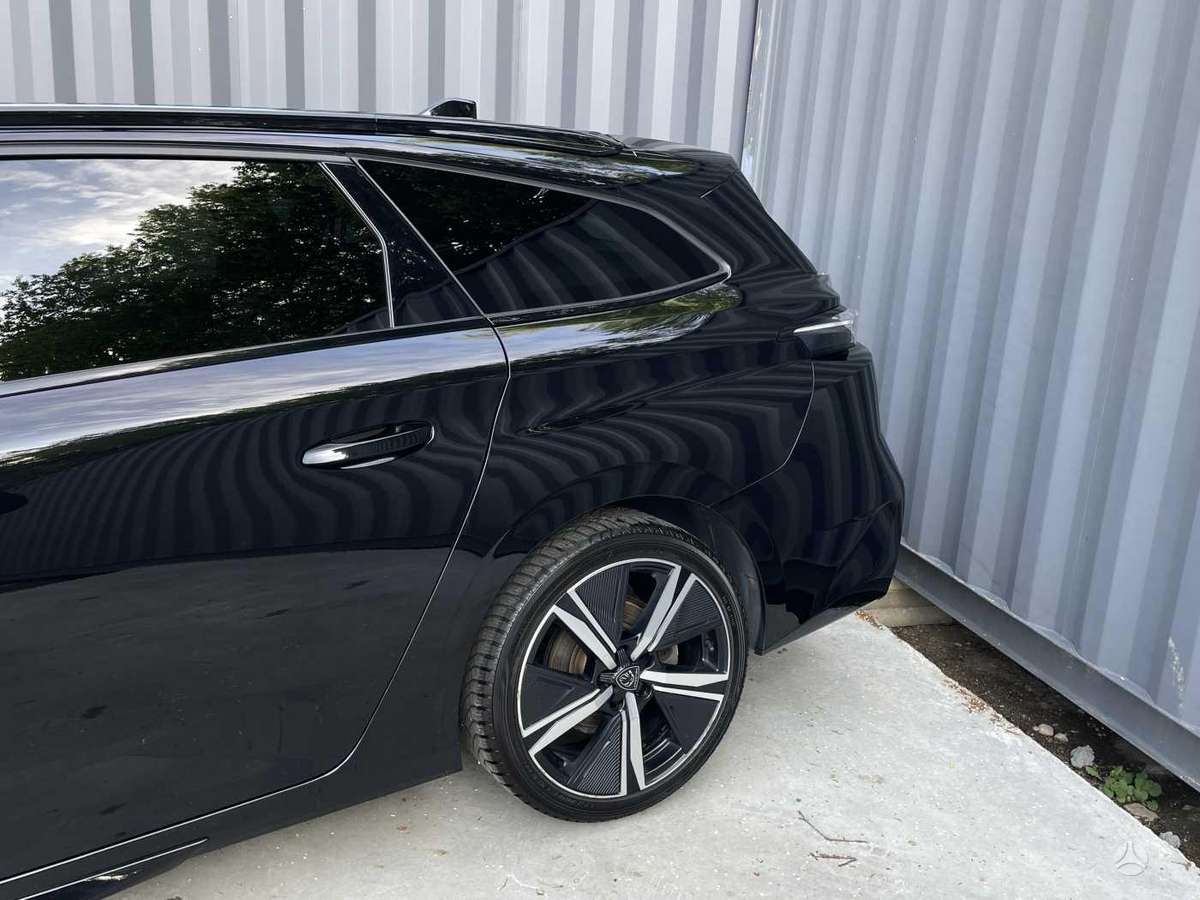 Peugeot 308, 1.2 l., Универсал