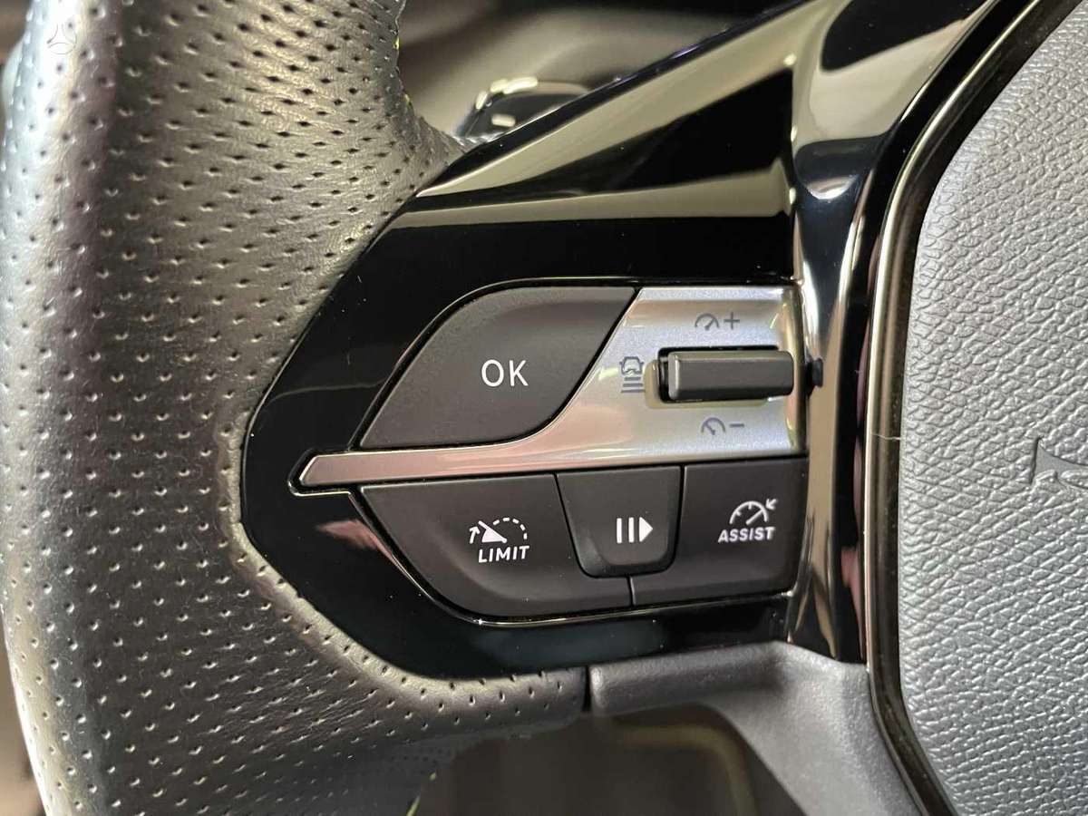 Peugeot 308, 1.2 l., Универсал