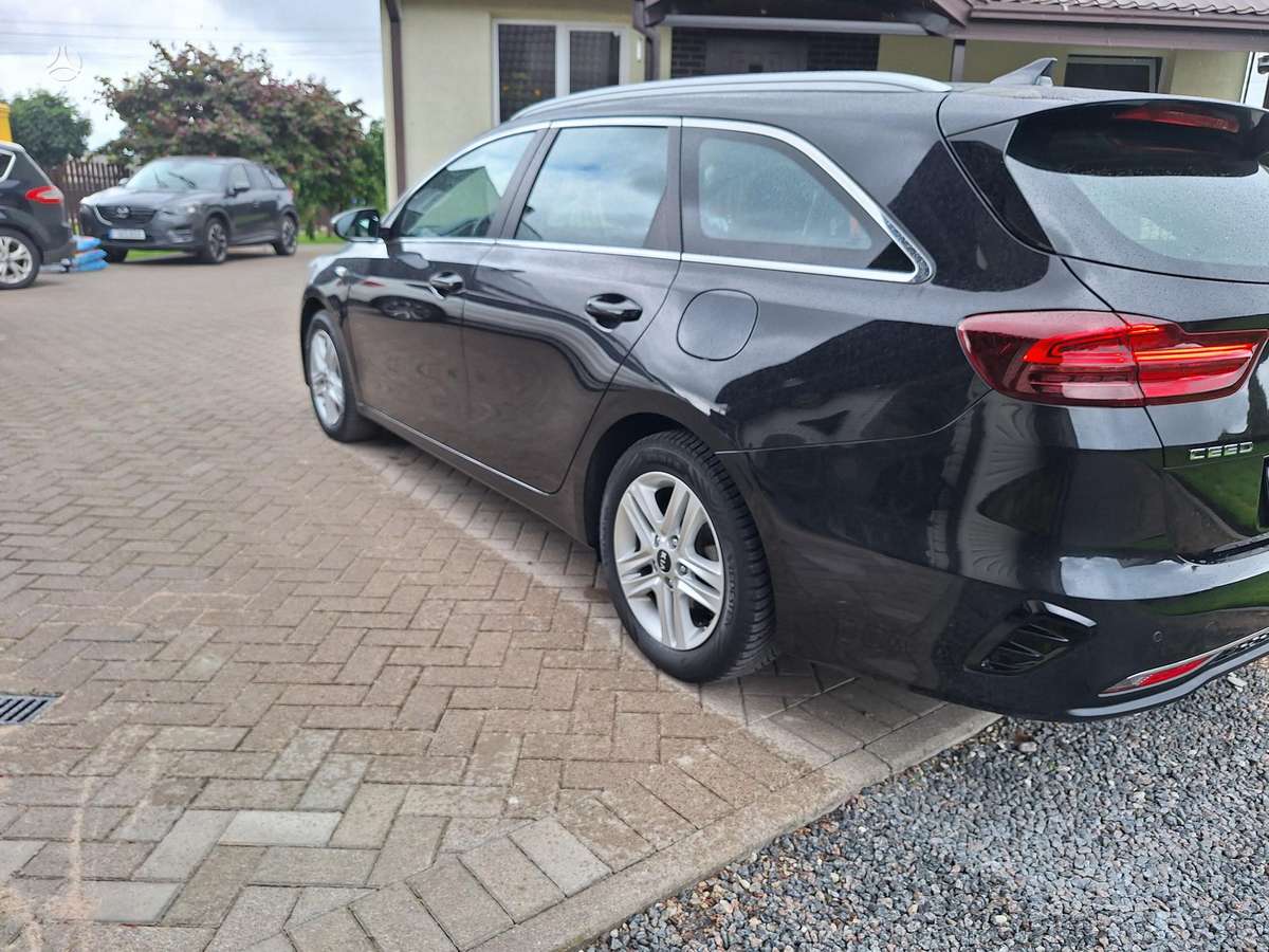 Kia Ceed, 1.6 l., Универсал