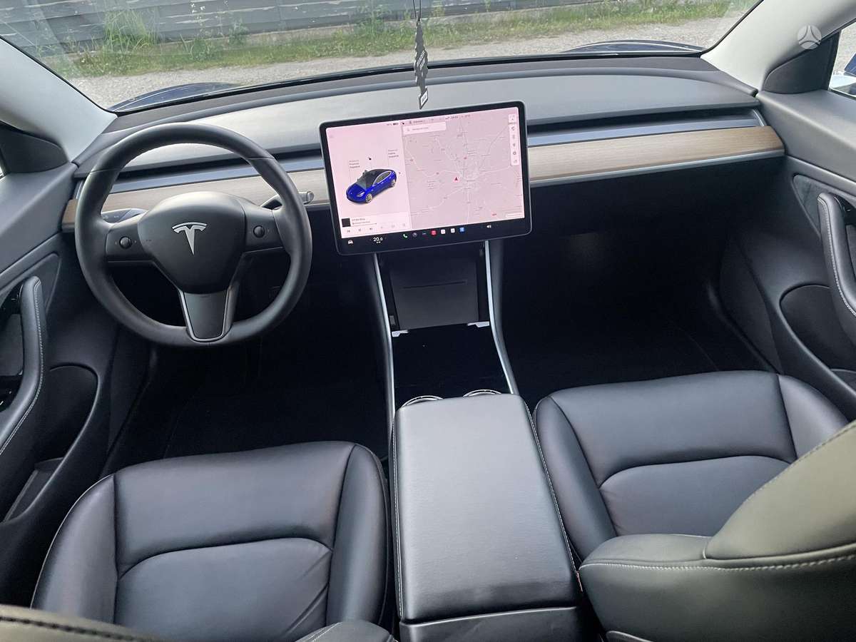 Tesla Model 3, 79 кВт·ч, Хэтчбек