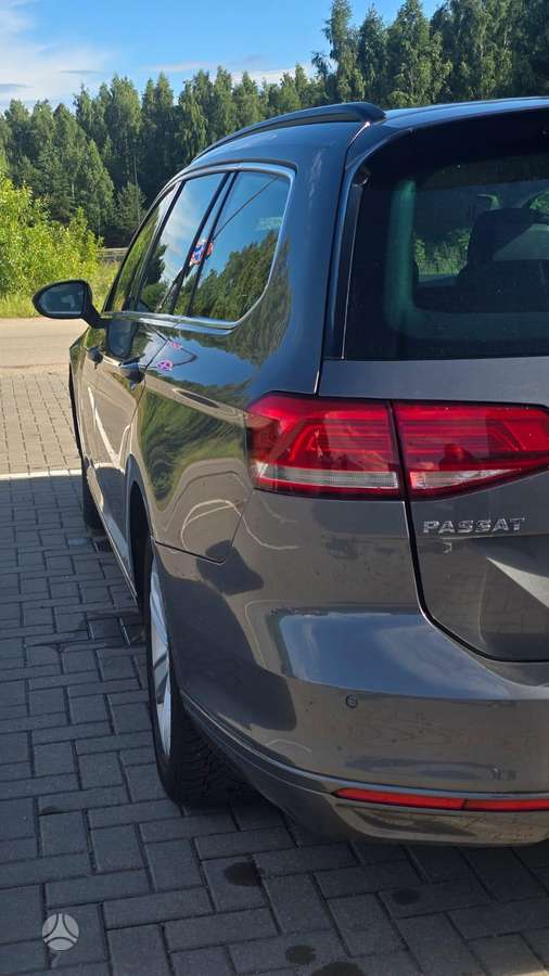 Volkswagen Passat, 2.0 l., Универсал