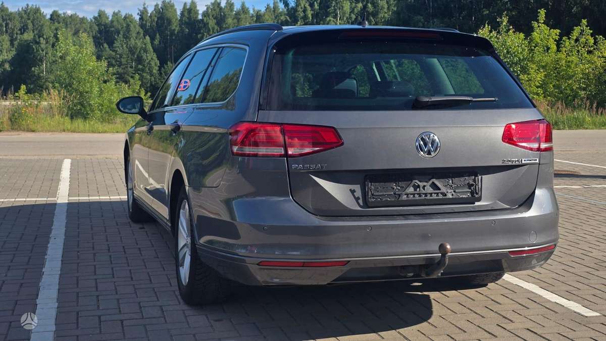 Volkswagen Passat, 2.0 l., Универсал
