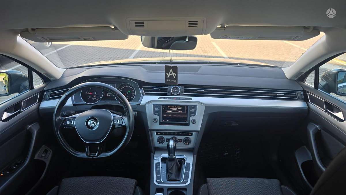 Volkswagen Passat, 2.0 l., Универсал