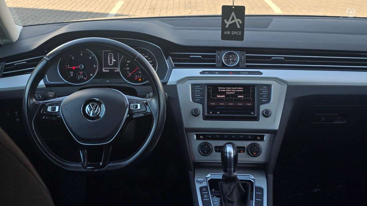 Volkswagen Passat, 2.0 l., Универсал