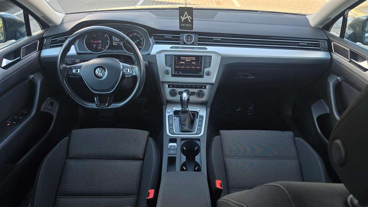 Volkswagen Passat, 2.0 l., Универсал