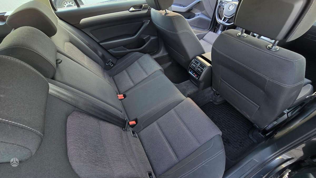 Volkswagen Passat, 2.0 l., Универсал