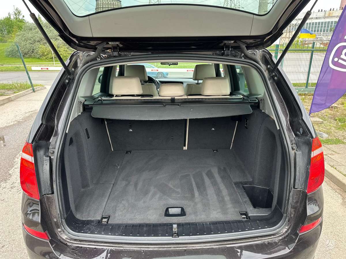 BMW X3, 2.0 l., mpv / minivan