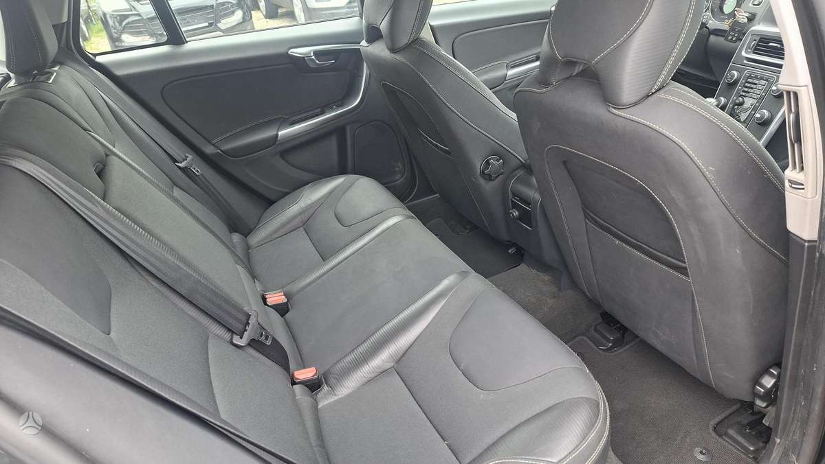 Volvo V60, 1.6 l., Универсал