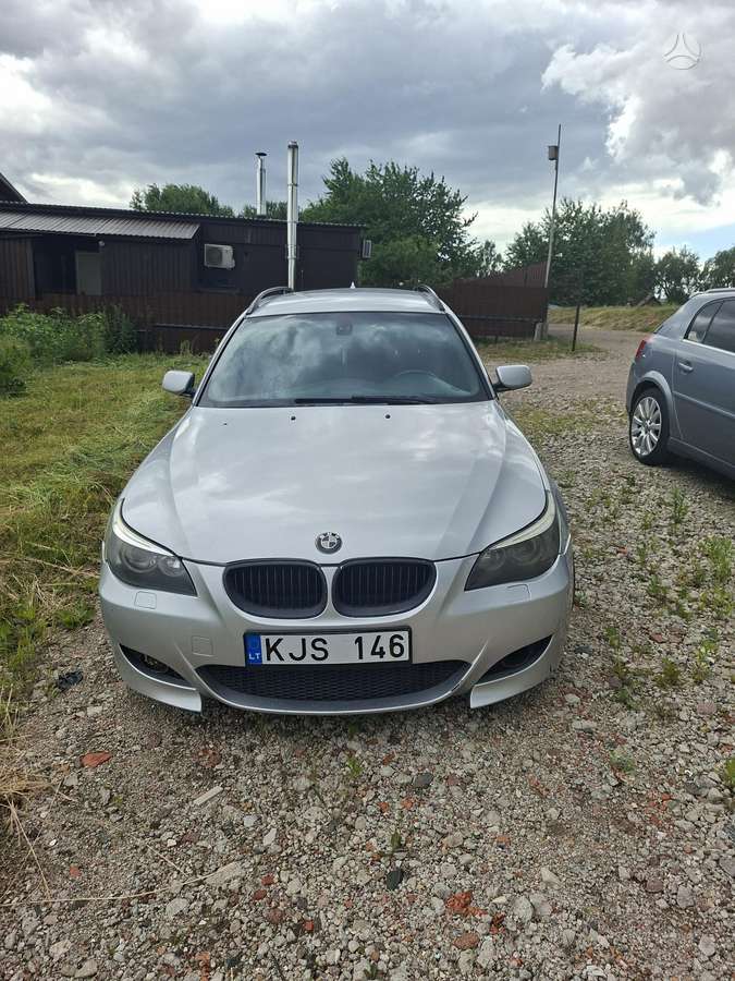 BMW 525, 2.5 l., Универсал