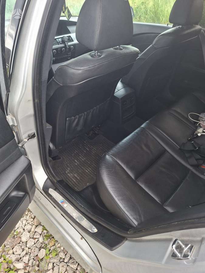 BMW 525, 2.5 l., Универсал