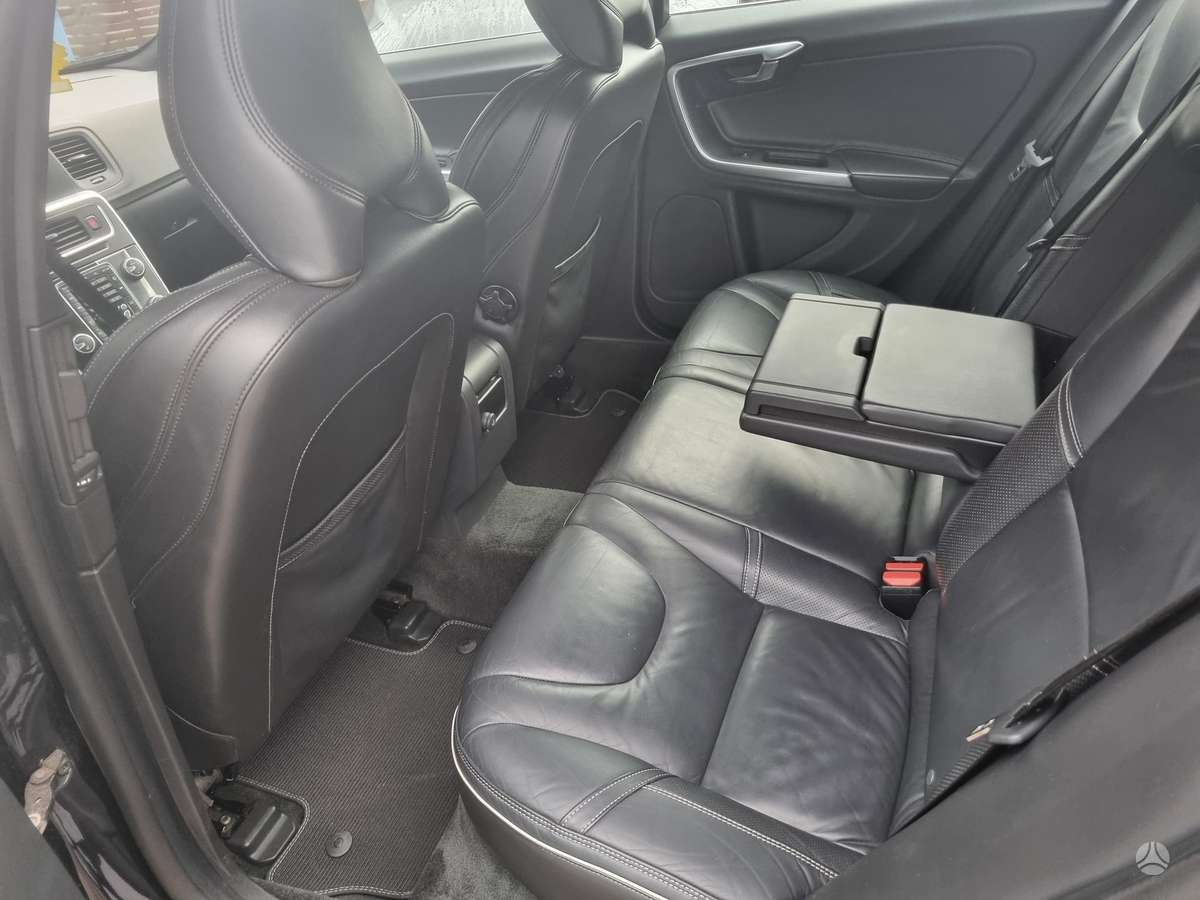 Volvo V60, 2.0 l., Универсал