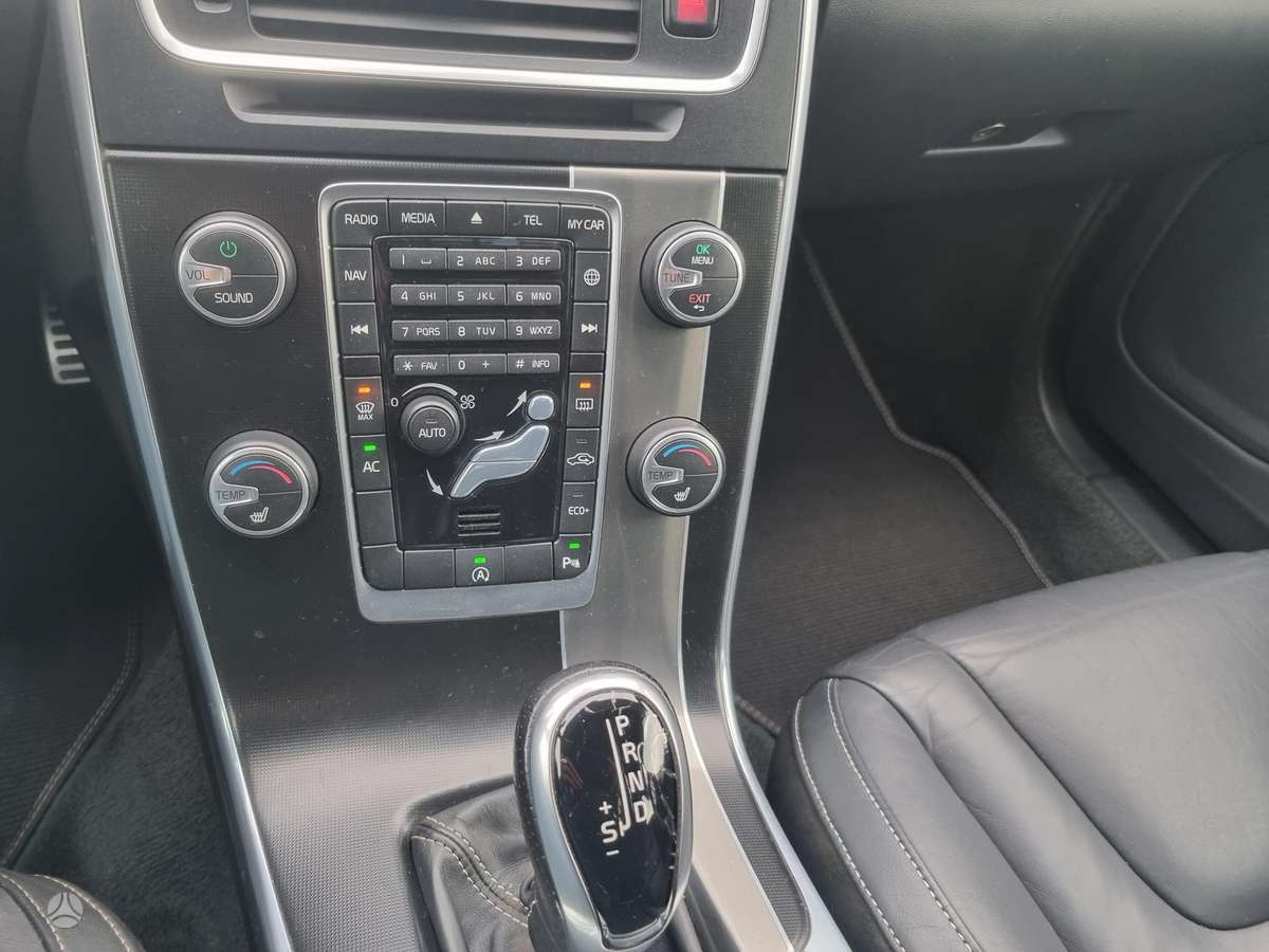 Volvo V60, 2.0 l., Универсал