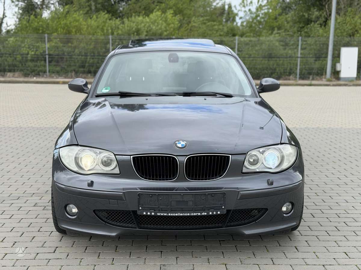 BMW 120, 2.0 l., hatchback